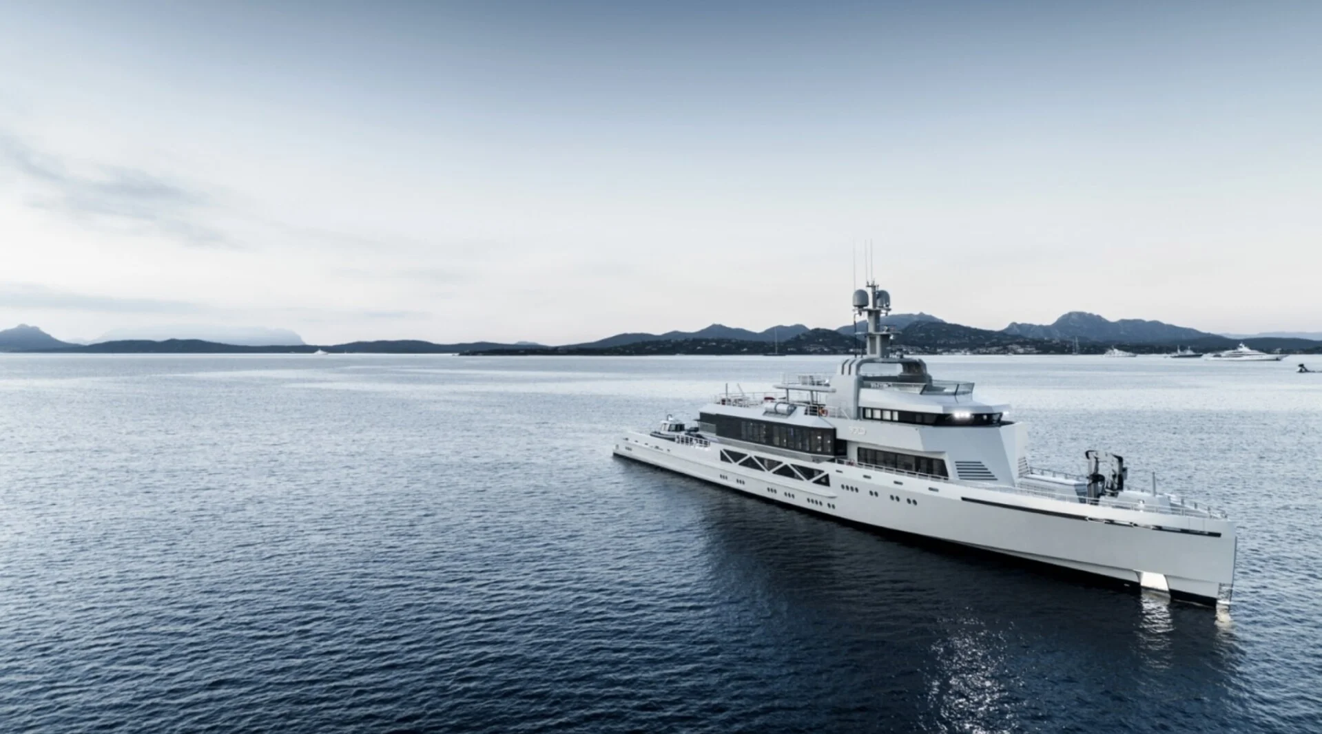 BOLD yacht interior