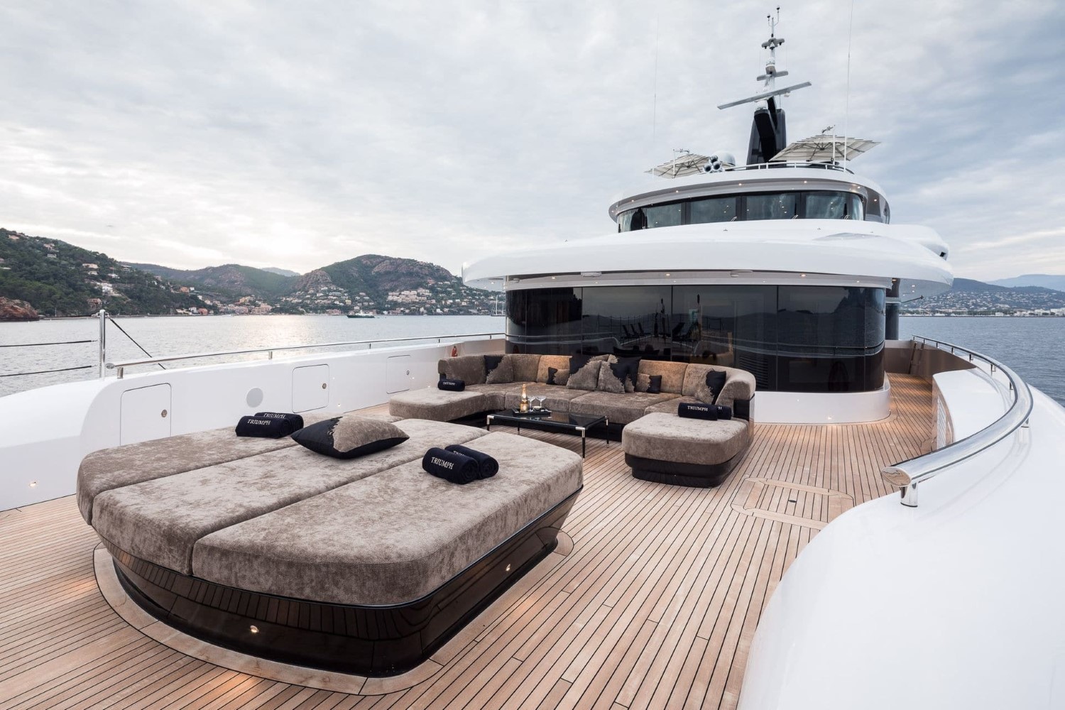 TRIUMPH yacht charter, photo 3