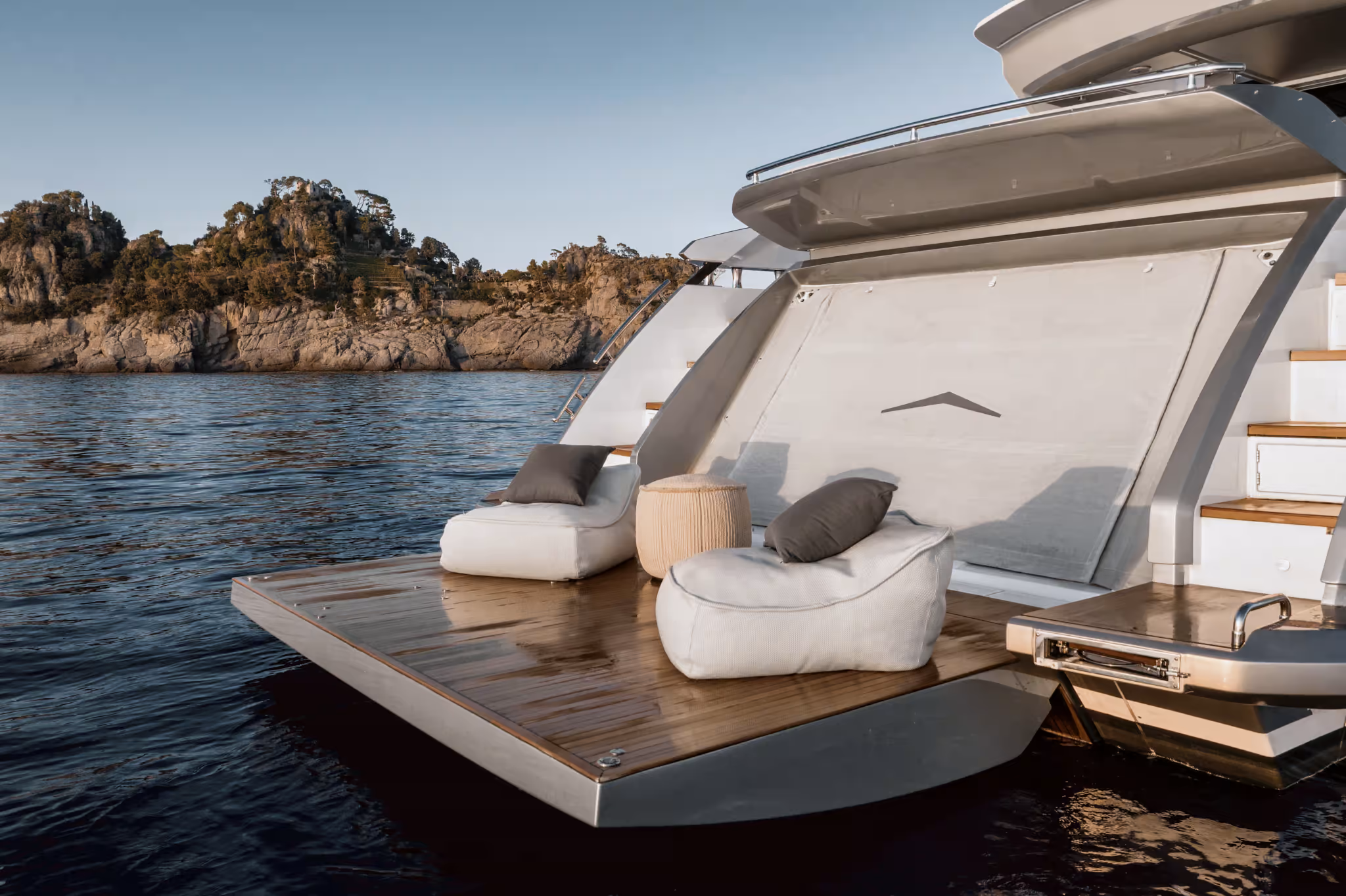 Azimut S8 yacht charter, photo 6