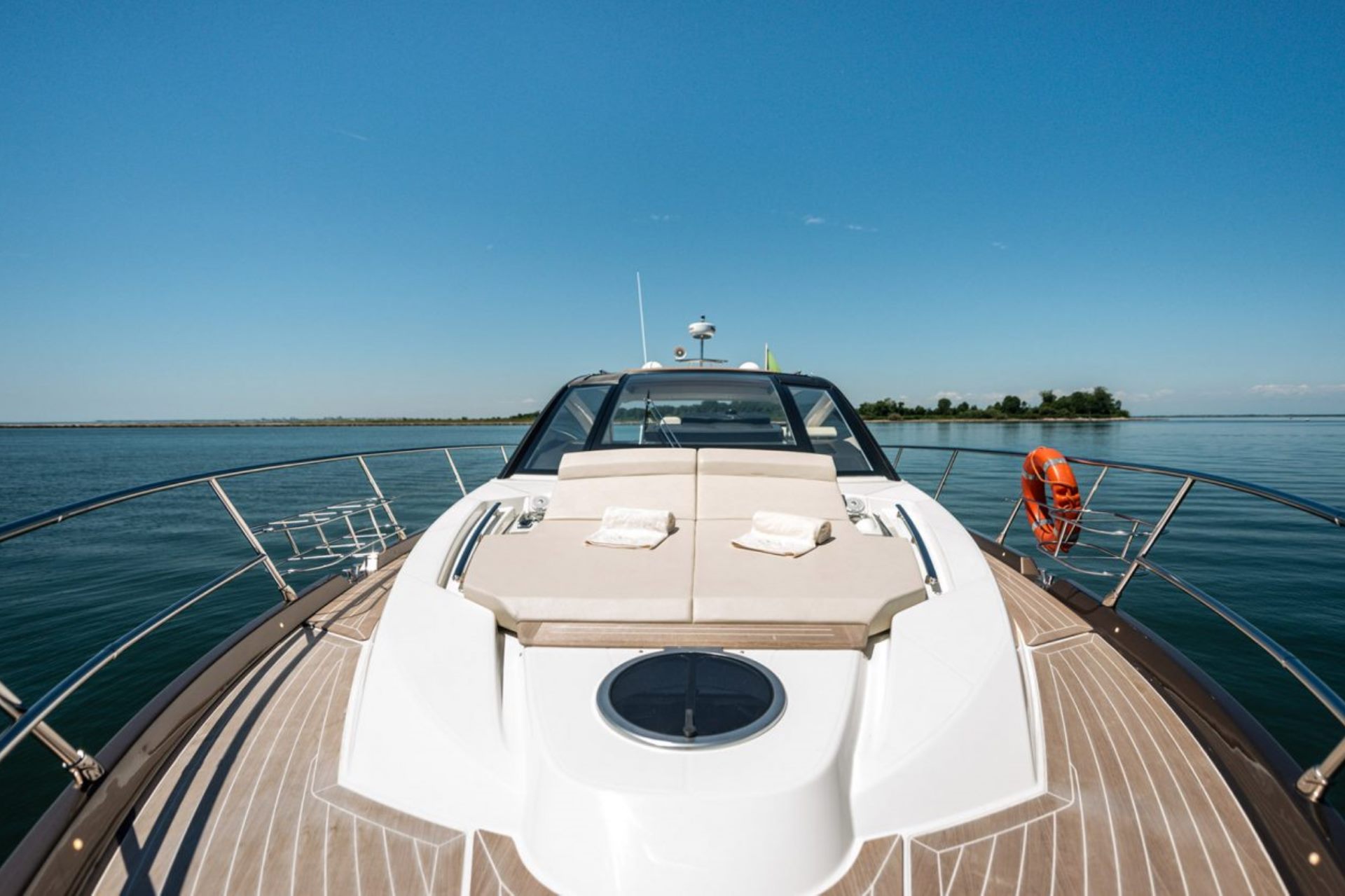 CRANCHI 60 yacht charter, photo 6