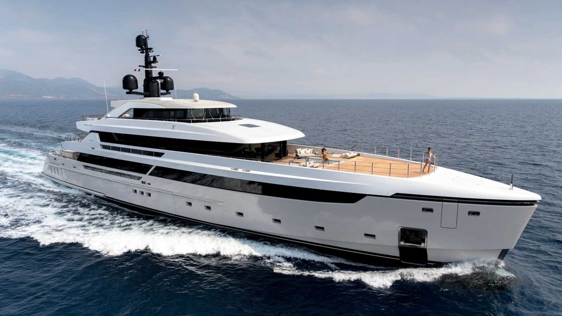 LEMON TREE luxury yacht charter French Riviera
