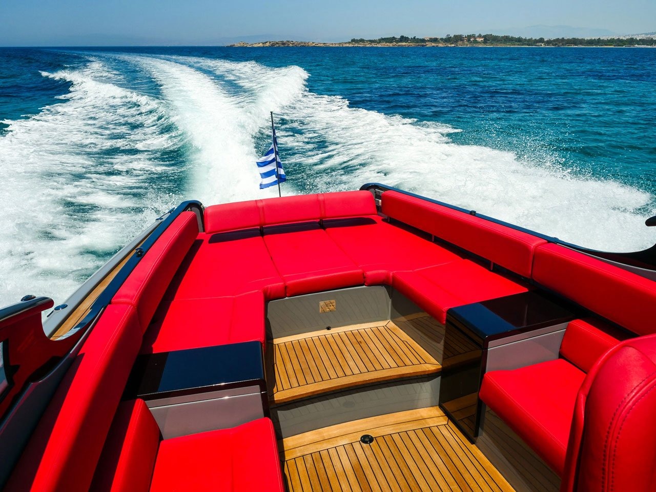 Wajer Curve 38 yacht charter, photo 3