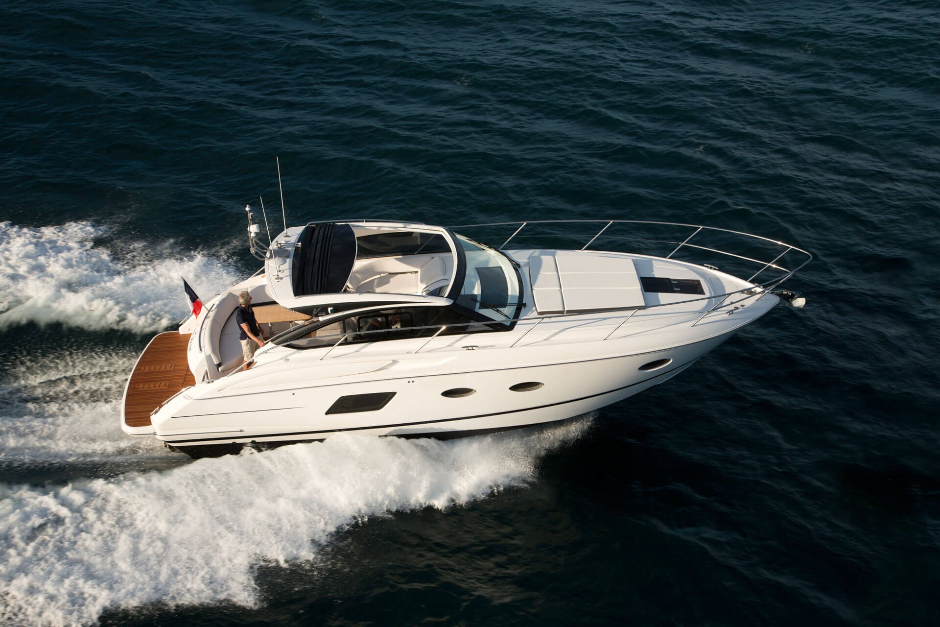 PRINCESS V39 yacht charter, photo 8