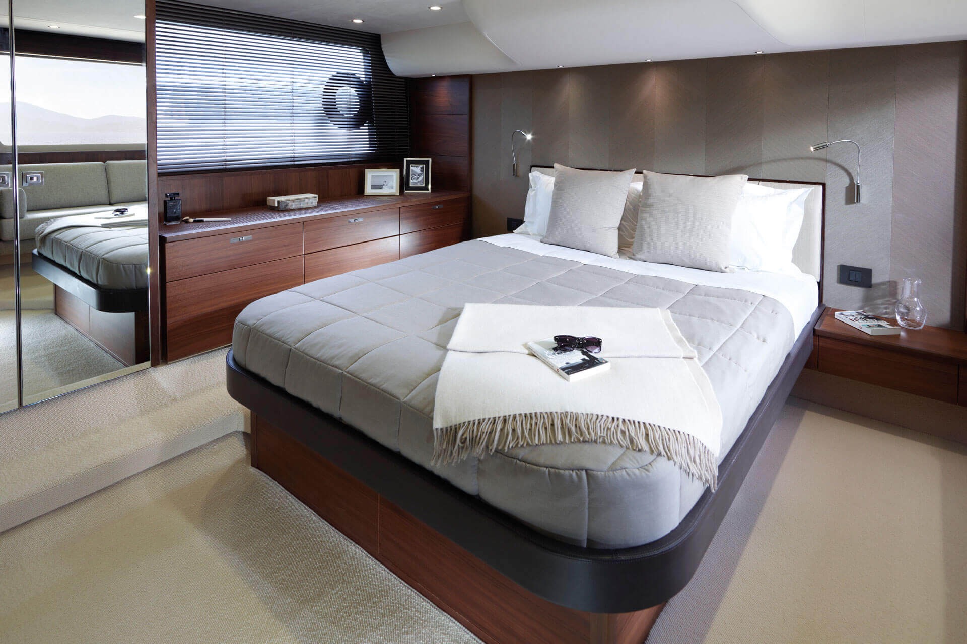 Princess V56 yacht charter, photo 7