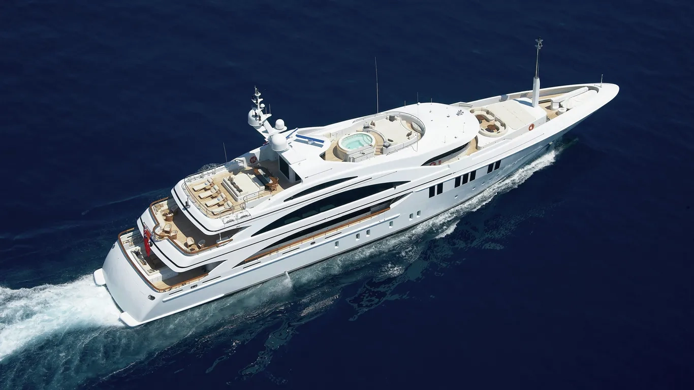 MIMI yacht charter, photo 2