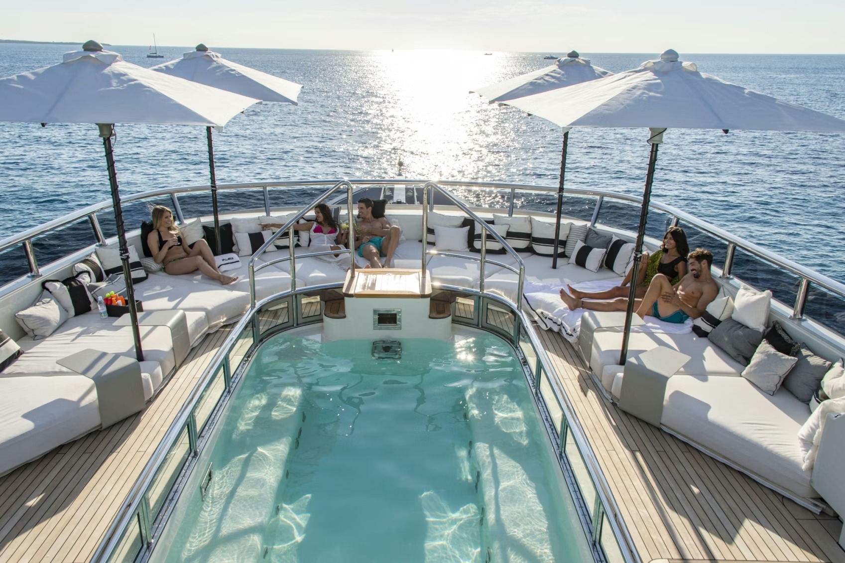 ROMA yacht charter, photo 3