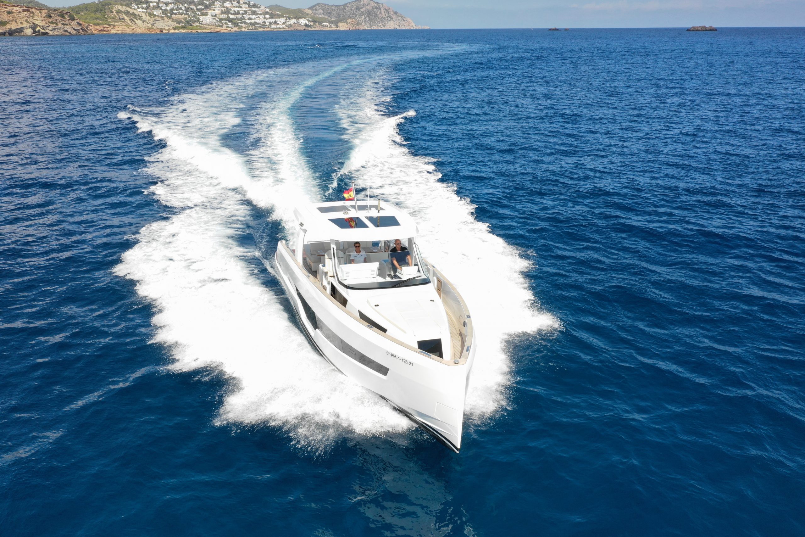 FJORD 41 XL yacht charter, photo 5