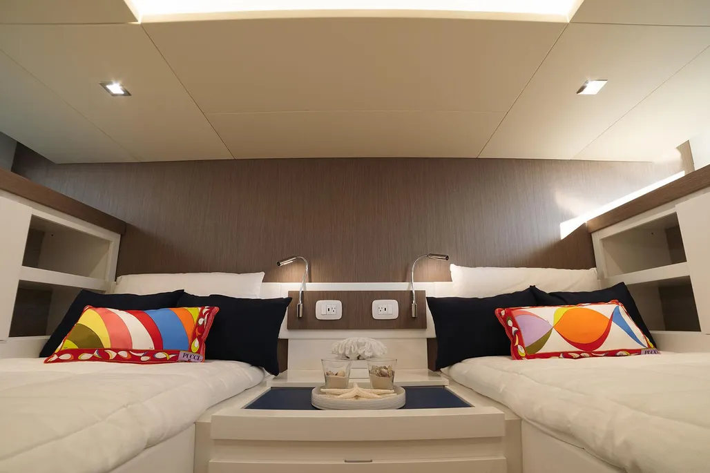 FIART 43 yacht charter, photo 5