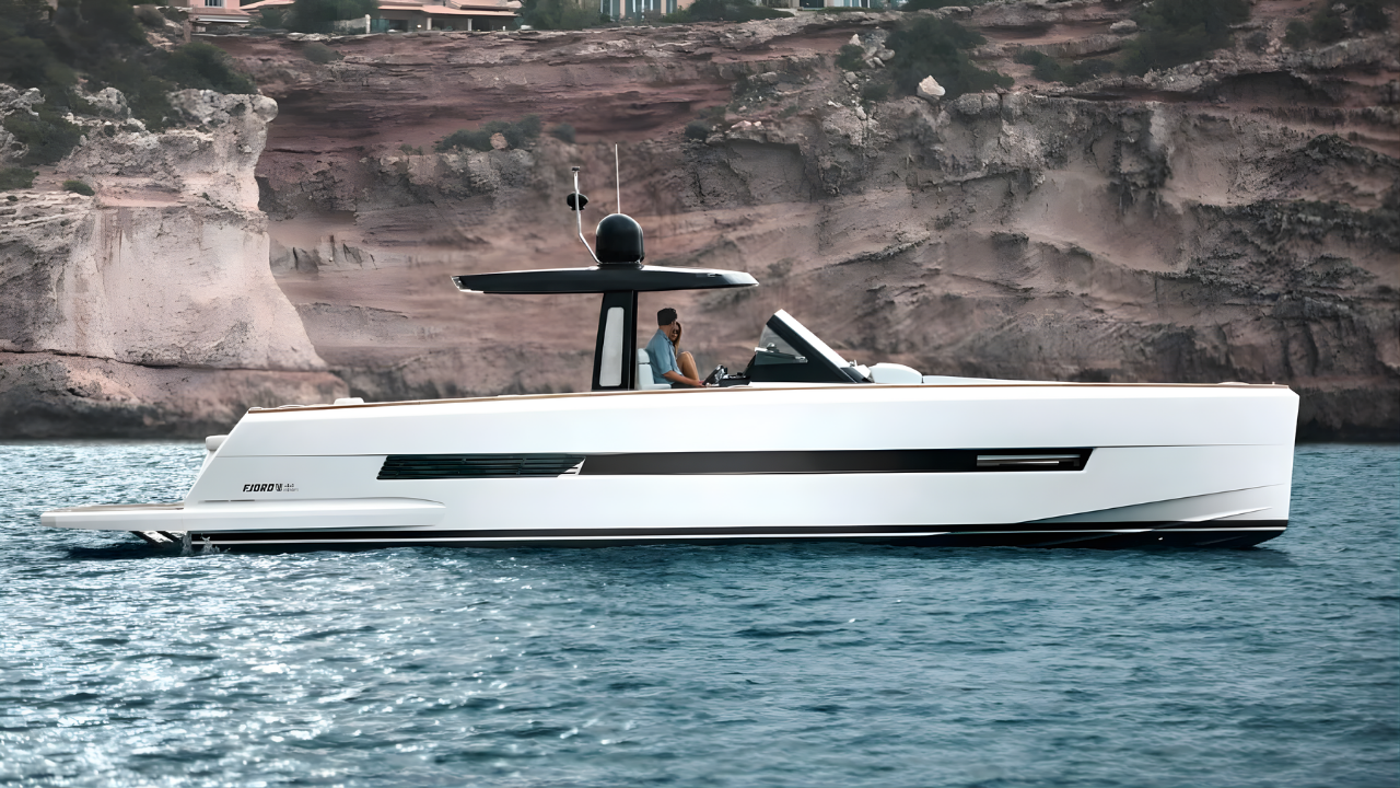 FJORD 42 yacht charter, photo 7