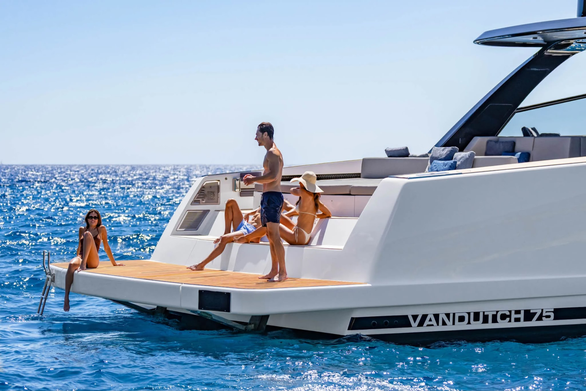 VANDUTCH 75 luxury yacht charter French Riviera