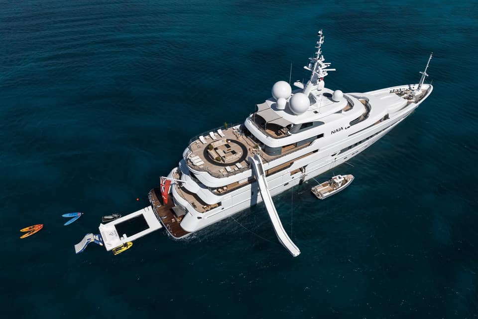 Visite vidéo du  NAIA, location de yacht sur la Côte d'Azur