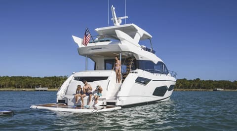 SUNSEEKER 68, croisière le long de la côte