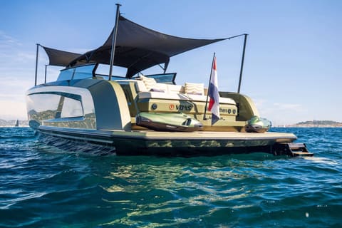 Vanquish 45 R, dernière baignade et retour