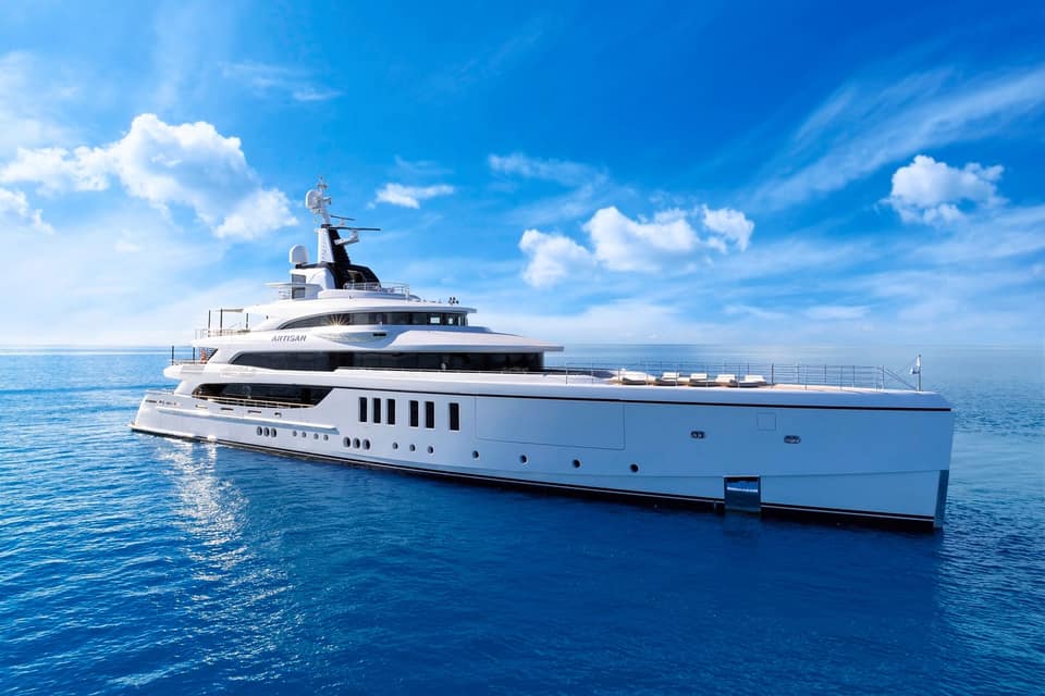 Visite vidéo du ARTISAN, location de yacht sur la Côte d'Azur