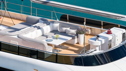 Aurum Sky, navigation vers le prochain port