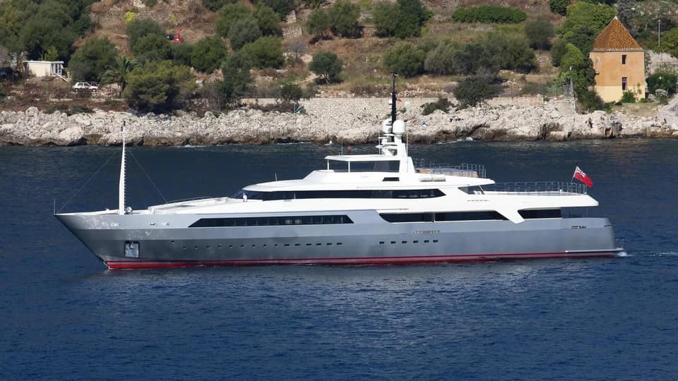 Visite vidéo du VICKY, location de yacht sur la Côte d'Azur