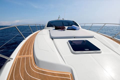 AZIMUT 48, croisière le long de la côte