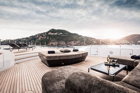 TRIUMPH, navigation vers le prochain port